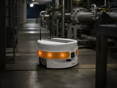 PAL Robotics TIAGo Base — angle 2